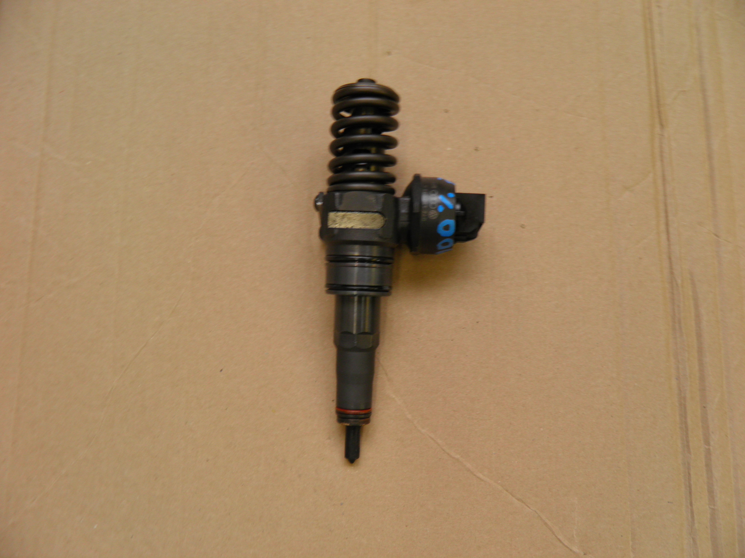 TRANSPORTER T5 2.5 TDI НАСОСВЫРЕЗЫ инжектор