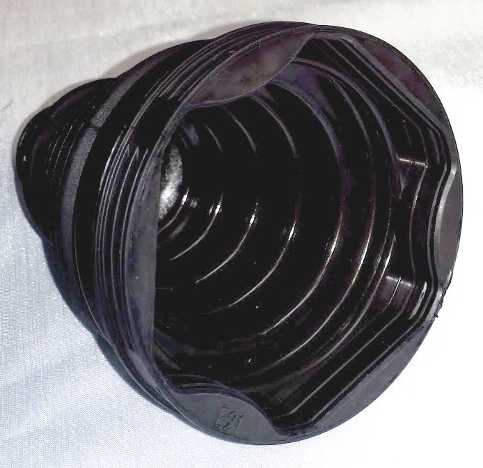 FI85 TRI24Z - Ford Fusion IV MONDEO V крышка карданного вала F85