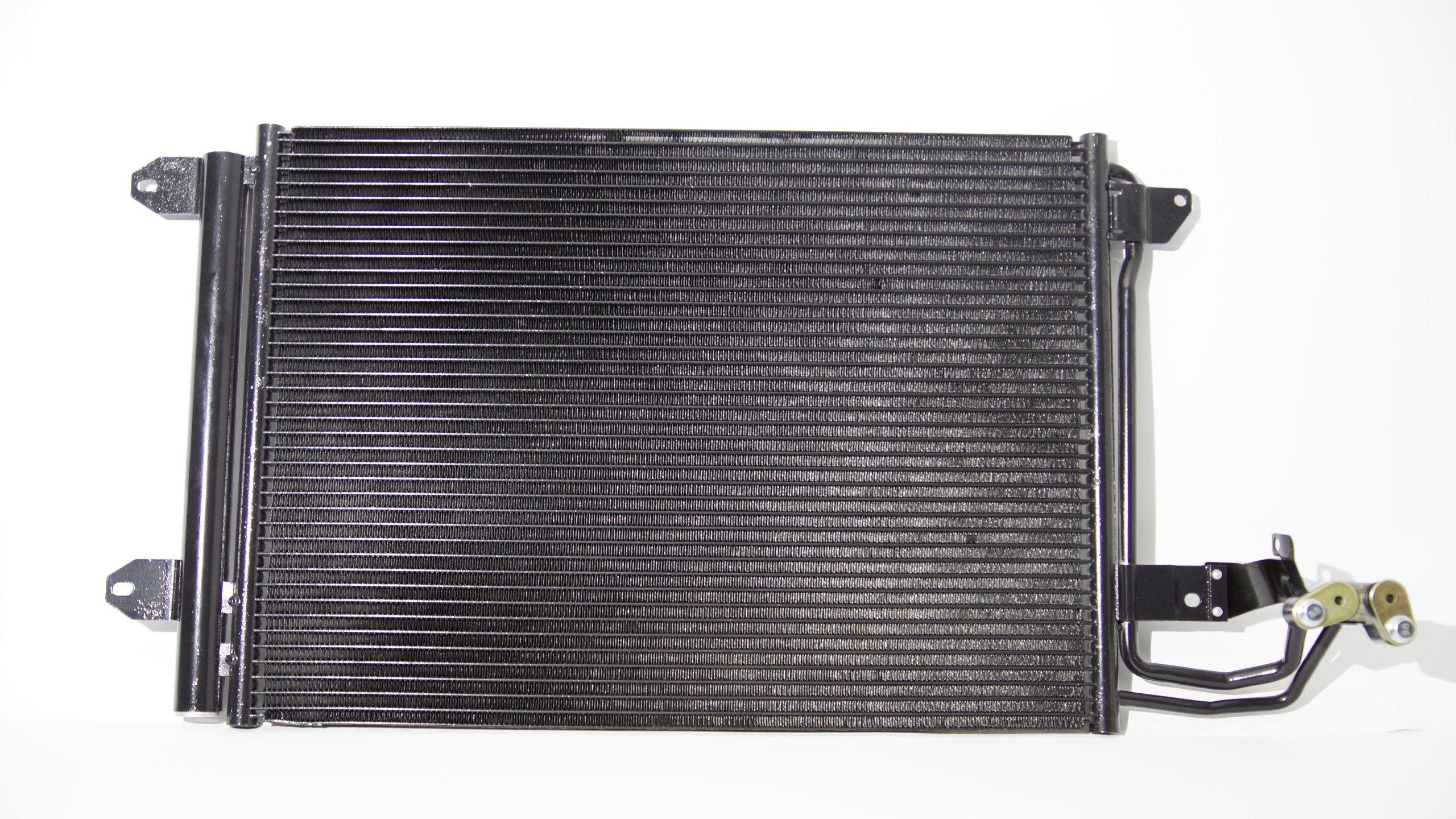 Радиатор кондиционера vw Golf V PLUS 2003-