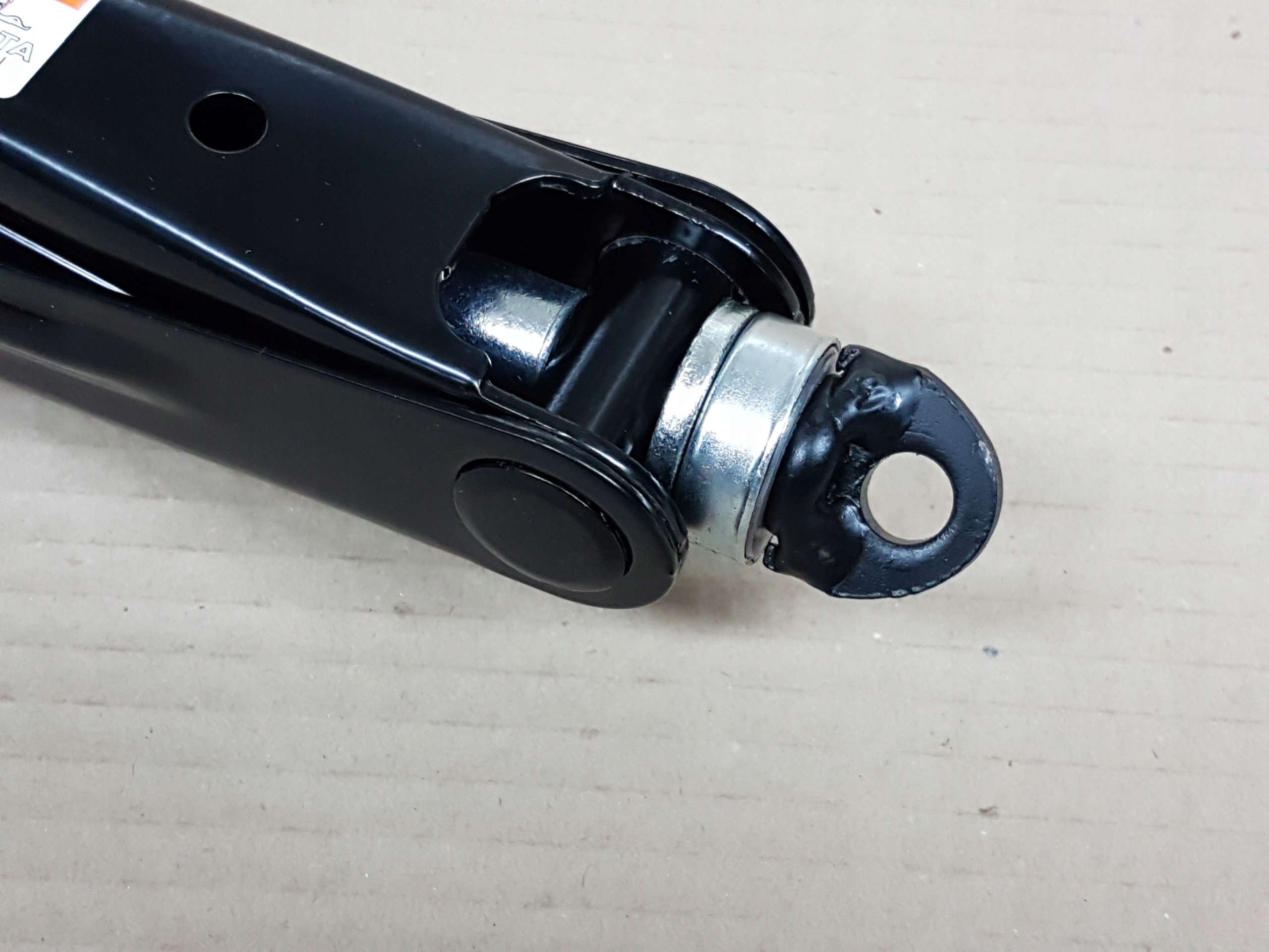 A825327848ecb1f437f9dc39cfb8