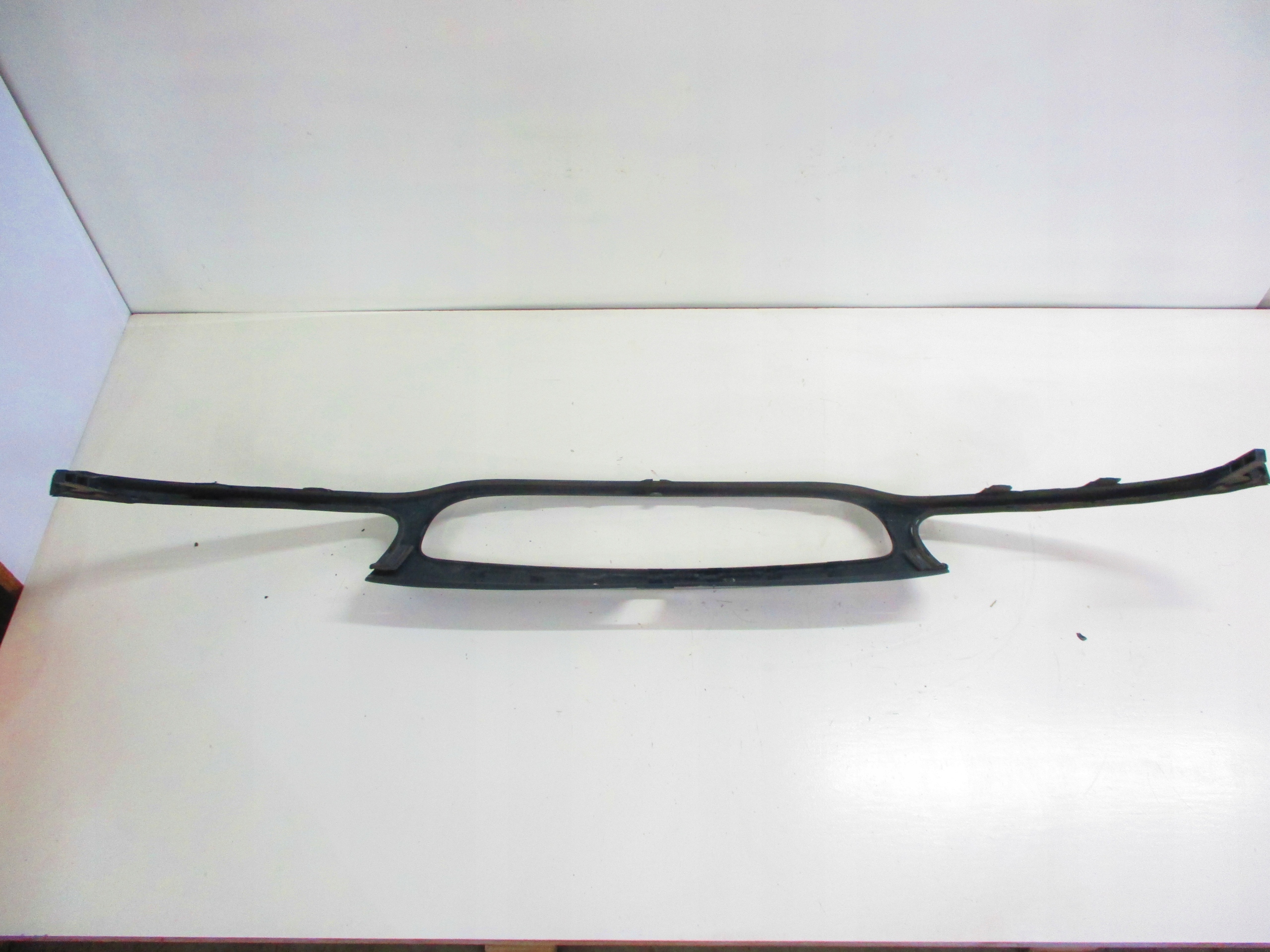 Решетка бампера Renault Safrane II 96-02