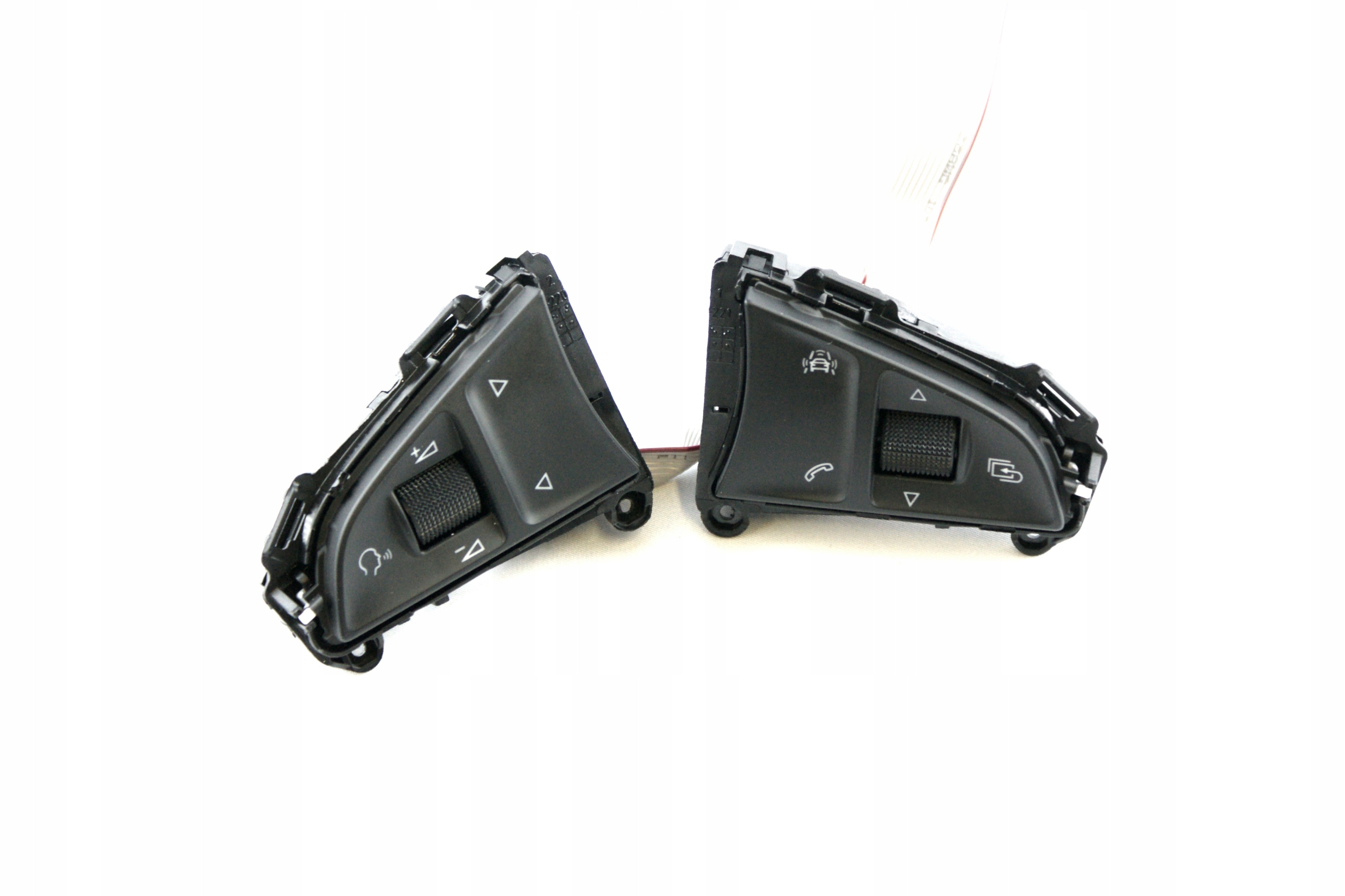 PRZYCISKI WIELOFUNKCYJNE NA KIEROWNICE ORYGINALNE