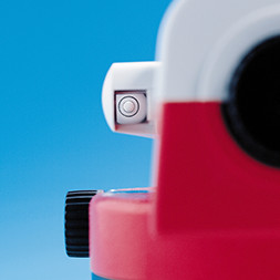 WYTRZYMAŁY Niwelator optyczny Leica NA 720 [HIT] Marka Leica