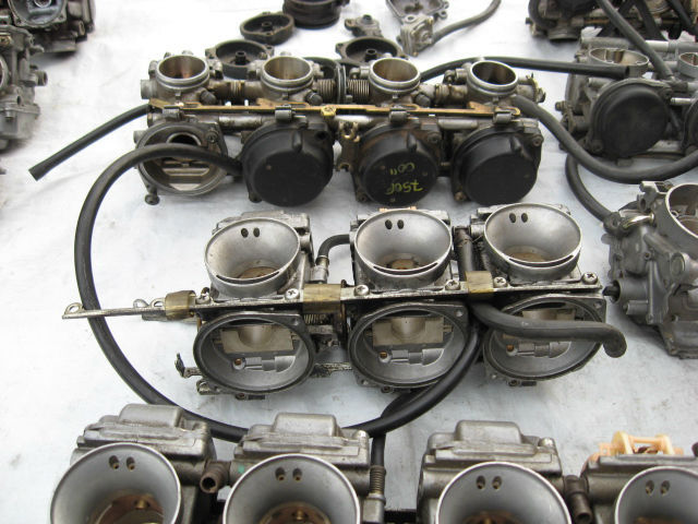 SUZUKI GSF 600 BANDIT CARBURETOR BODY KEIHIN CVK