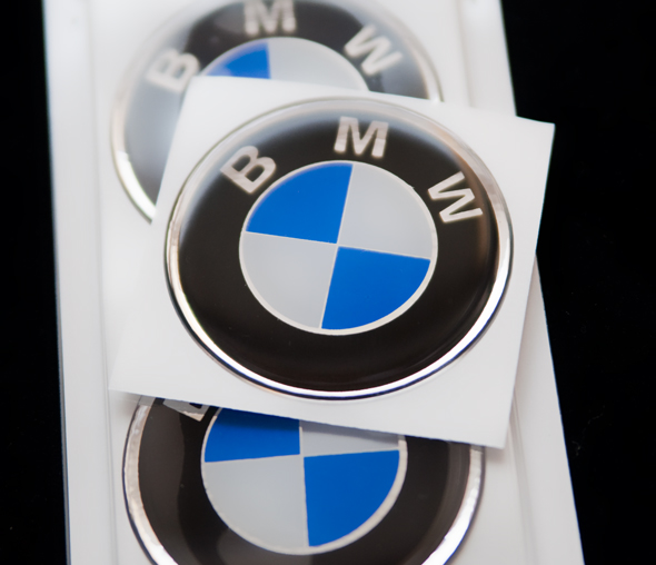 EMBLEMATY naklejki BMW logo NA FELGI KOŁPAKI 70MM