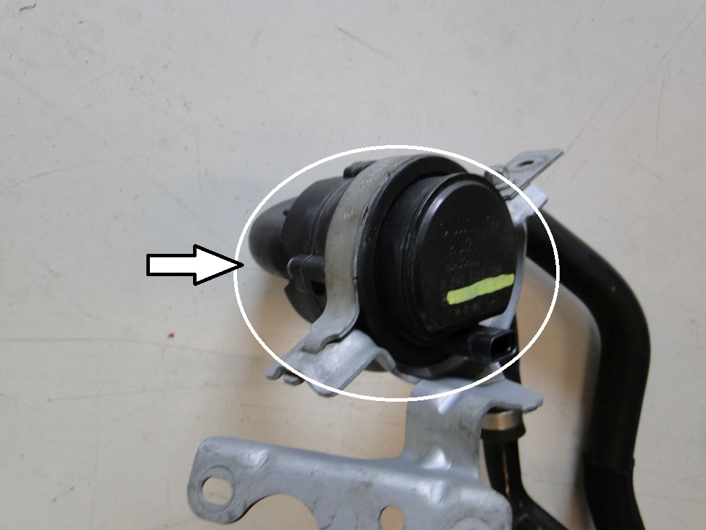 MERCEDES W176 W246 X156 НАСОС ВОДЫ A0005000686