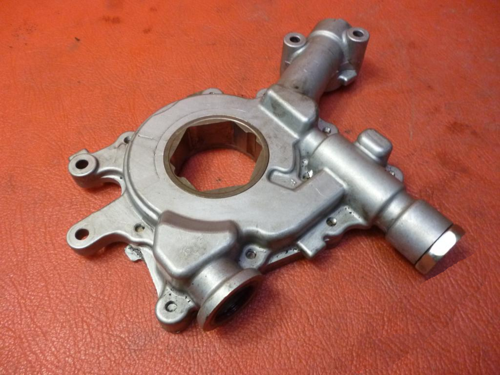насос Масло масляный SAAB 9-5, ESPACE 3.0