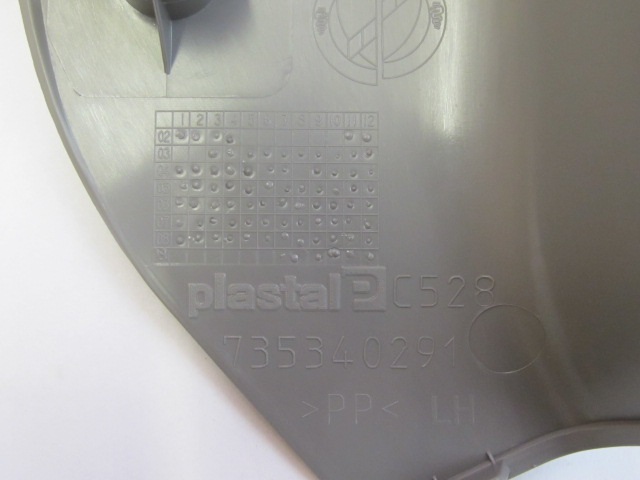 NAKŁADKA PROGU LEWY PRZÓD FIAT PANDA II 735340291 Kolor czarny