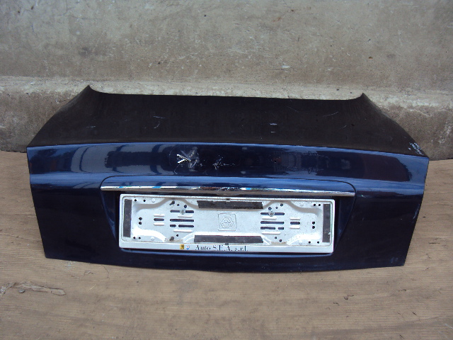 KLAPA TYLNA MASERATI 4200