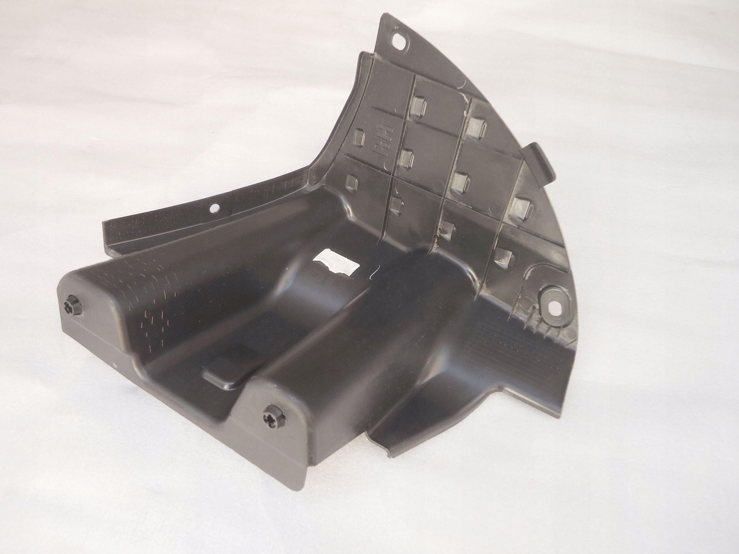 86692F1000 - KIA SPORTAGE 2018 КАПОТ ОРИГИНАЛ