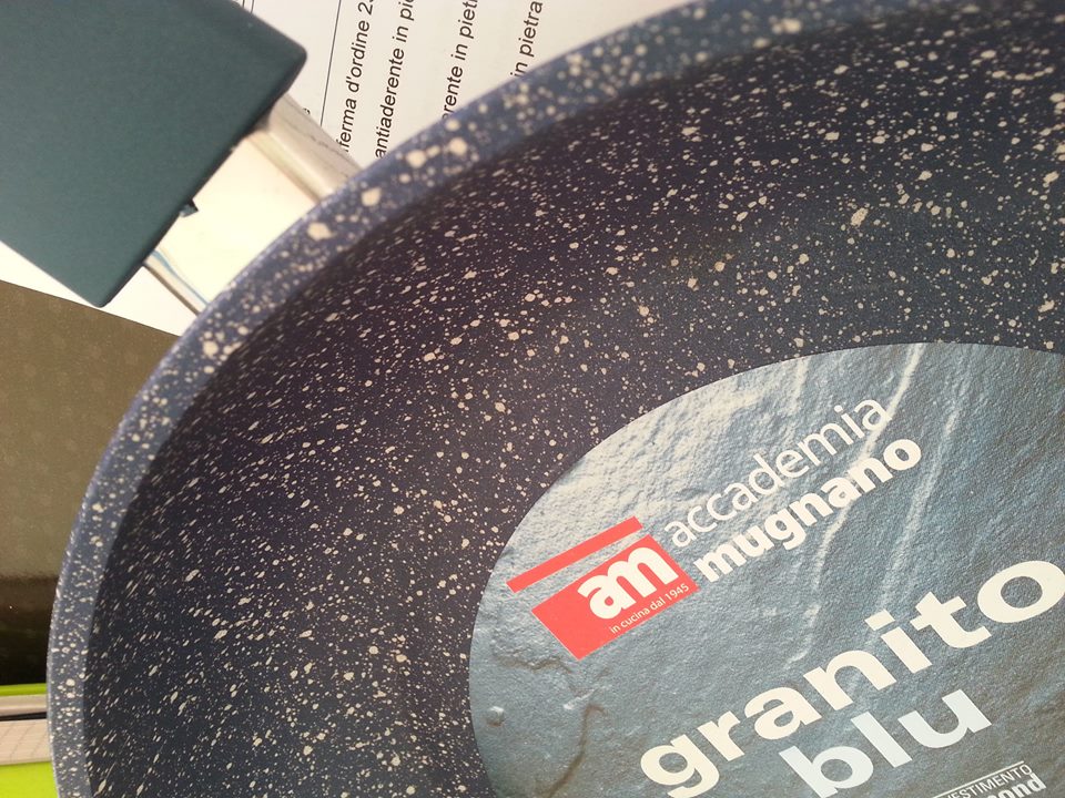 PATELNIA KAMIENNA 26 cm WŁOSKA Accademia Mugnano Kolor odcienie szarości