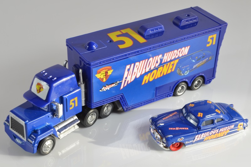 MATTEL CARS AUTA WÓJT HUDSON HORNET FAB. 1:55 z PL Model Hudson Hornet