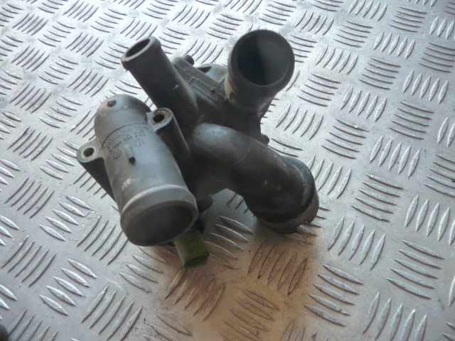 OBUDOWA TERMOSTATU 022121117C SEAT TOLEDO II