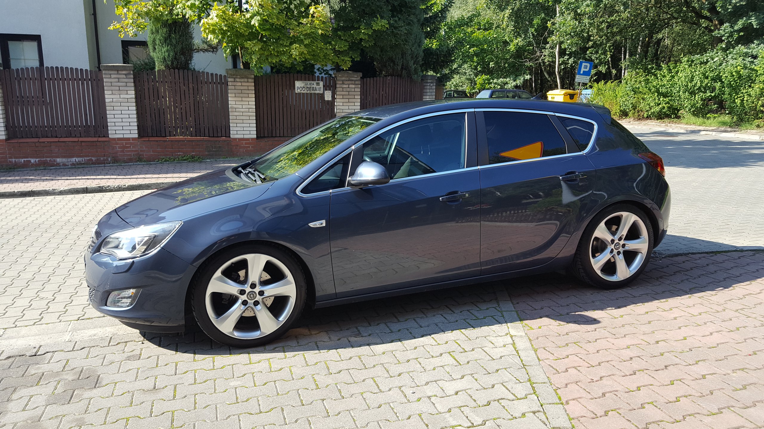 Подиумы opel astra j