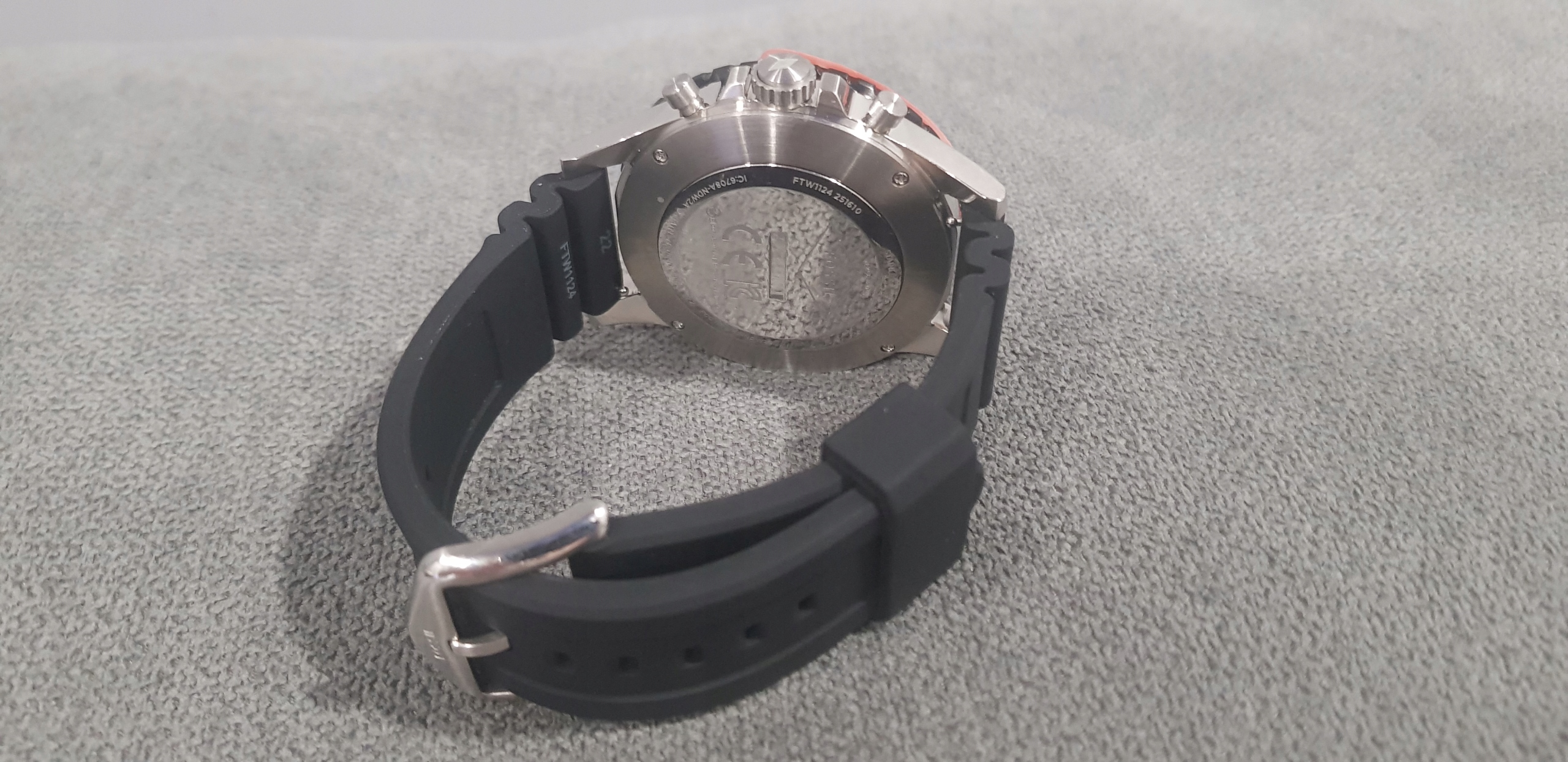fossil q ftw1124