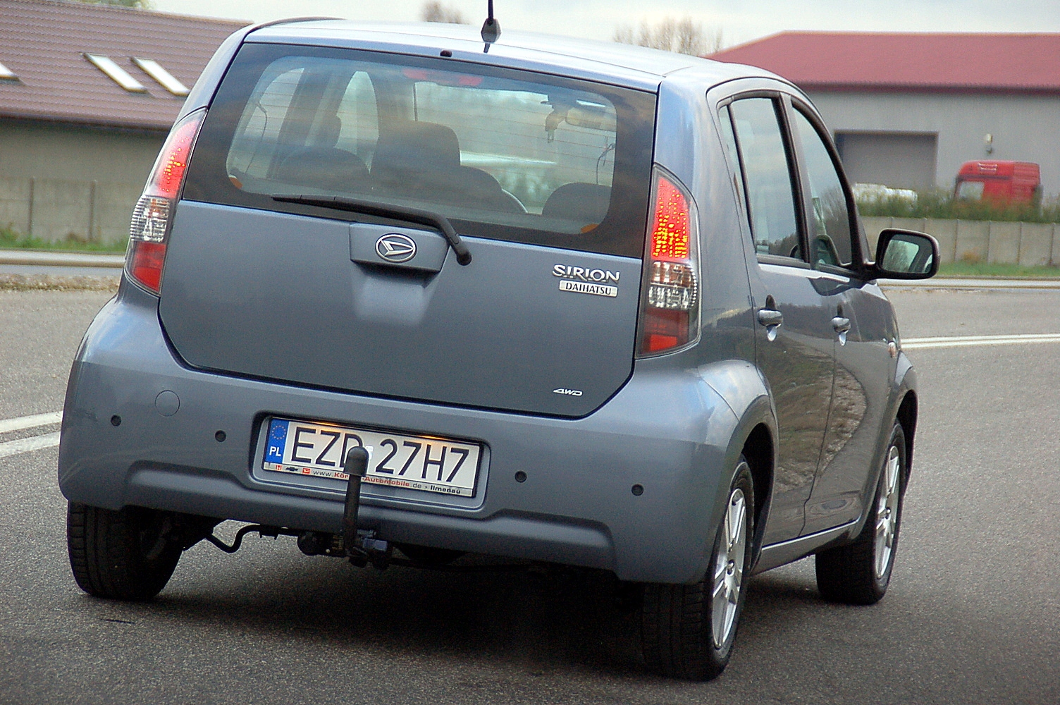 Daihatsu sirion 2