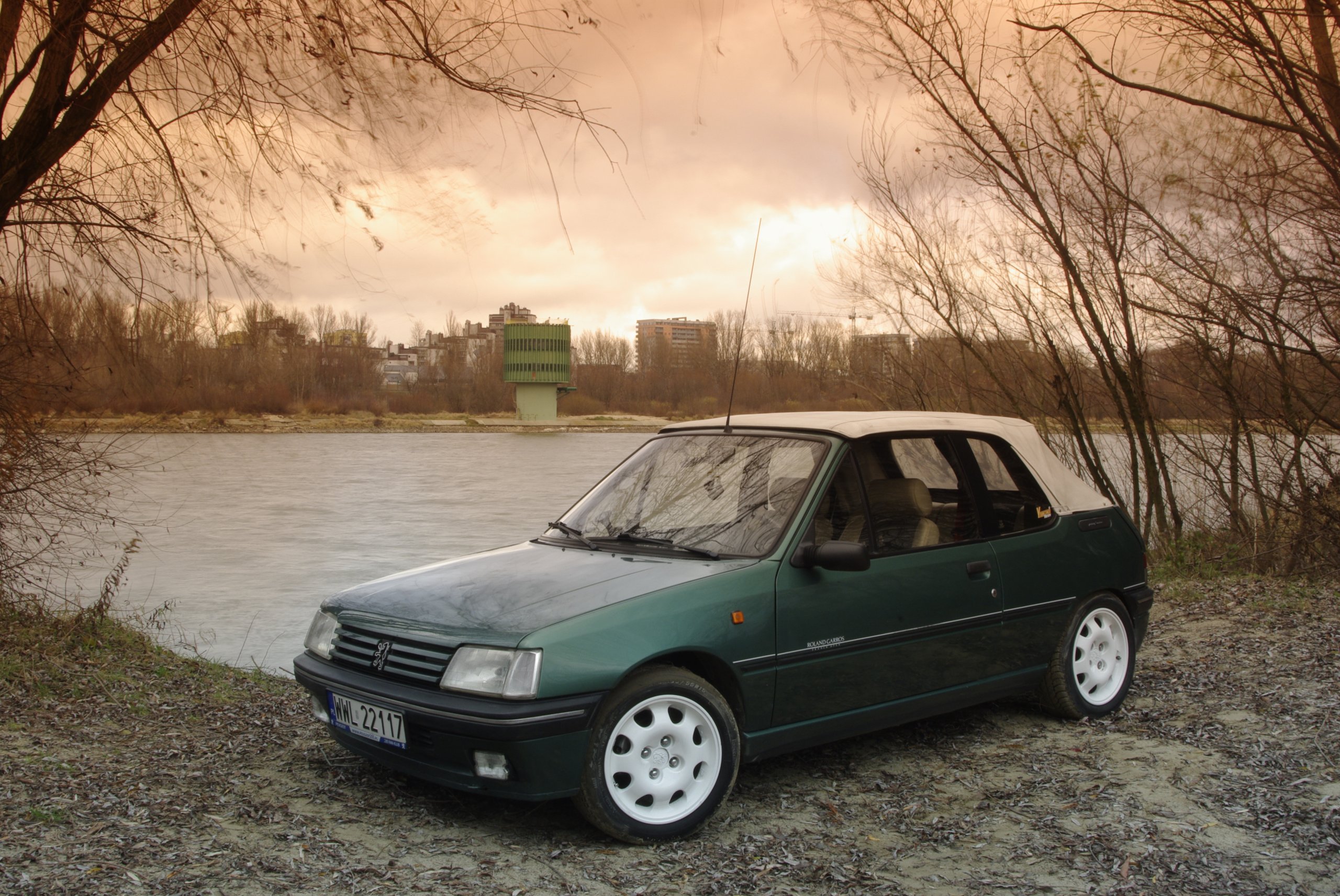 Peugeot 205 Roland Garros Cabrio - 7070067144 - oficjalne ...