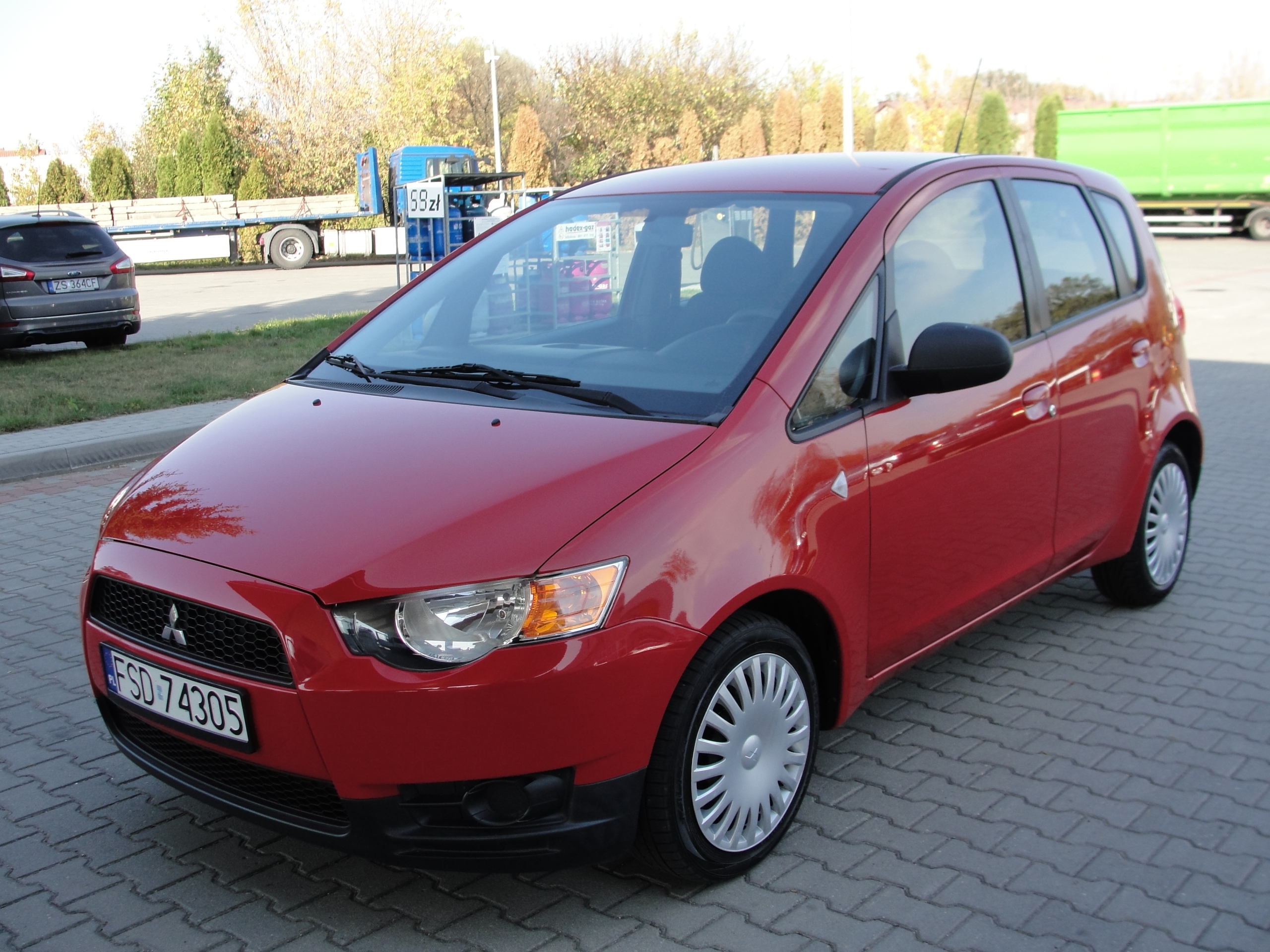 Mitsubishi colt 2012