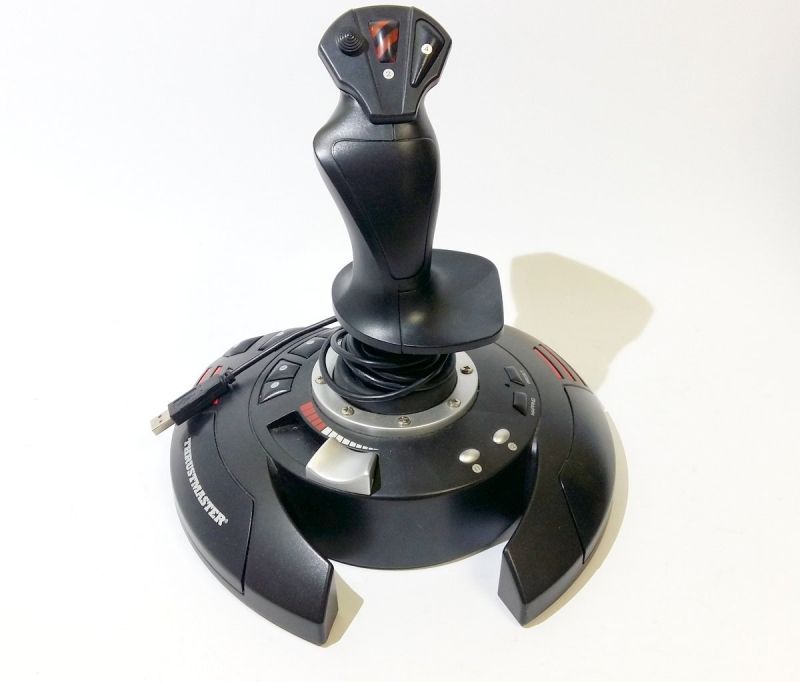 T flight stick x. Thrustmaster Flightstick. Джойстик Thrustmaster Mini белый. Джойстик Cyborg Fly 5. Джойстик Hyundai 330.