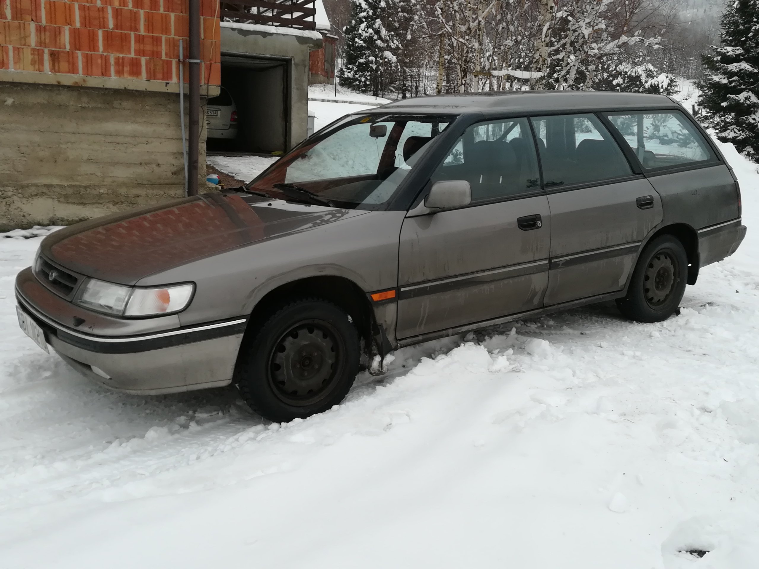 Subaru Legacy 1992 nie Impreza 7301028813 oficjalne