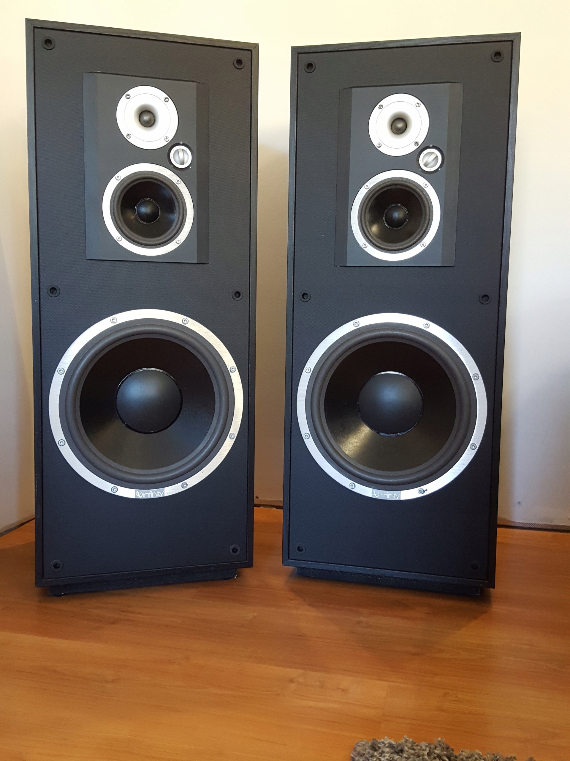 infinity studio monitor 225