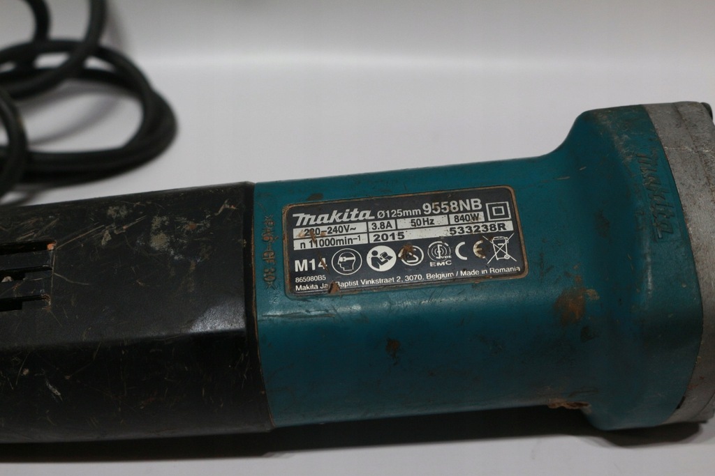 Машина углошлифовальная makita 9558nb