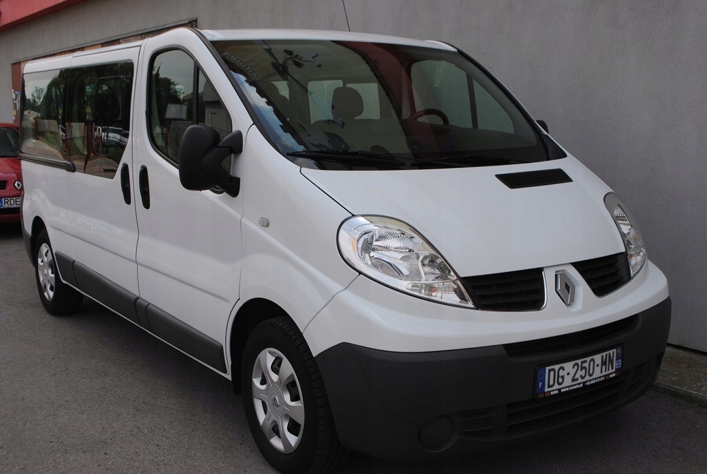 RENAULT TRAFIC 2.0 DCI LONG 63 TYS KM 9 OSOBOWY