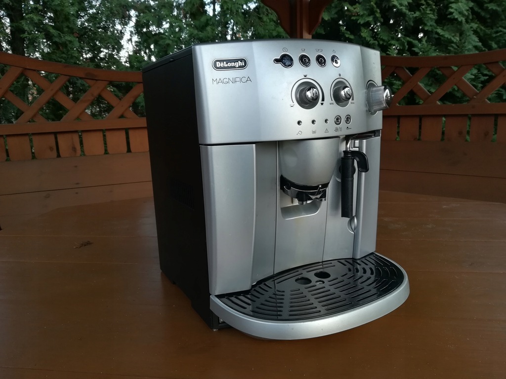 Ekspres DeLonghi Magnifica ESAM 4200.S FAKTURA GWR