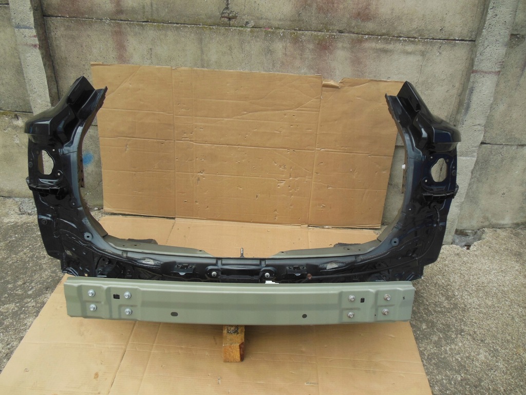 Pas tył tylny belka zderzaka Avensis kombi T27