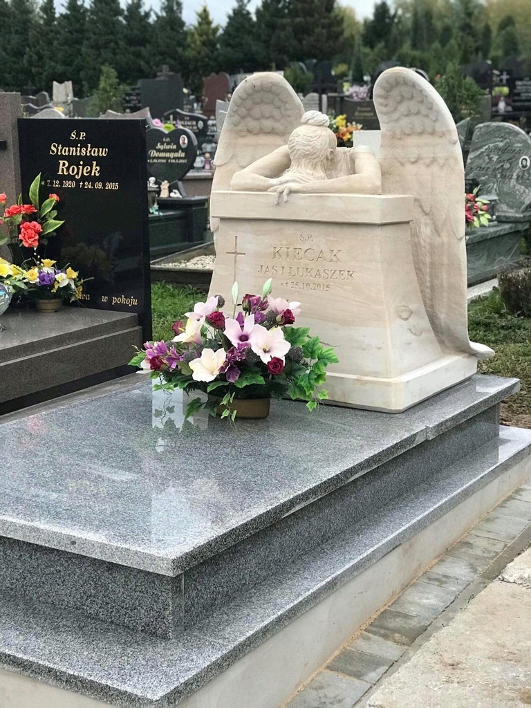 Nagrobek pomnik nagrobek z piaskować anioł