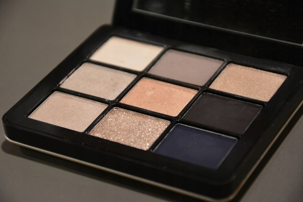 BOBBI BROWN Capri Nudes Eye Shadow Palette