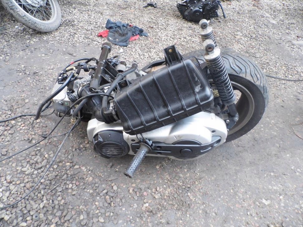 PIAGGIO X9 500 SILNIK ORYG. SPRAWNY