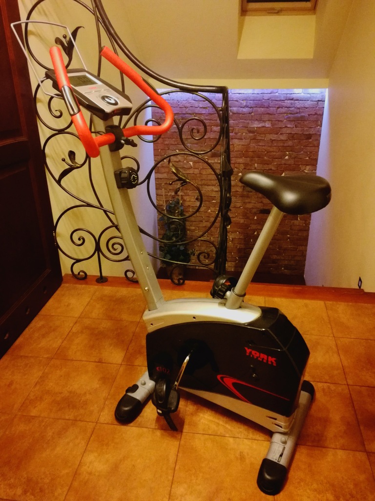 MAGNETYCZNY ROWER TRENINGOWY YORK  C102