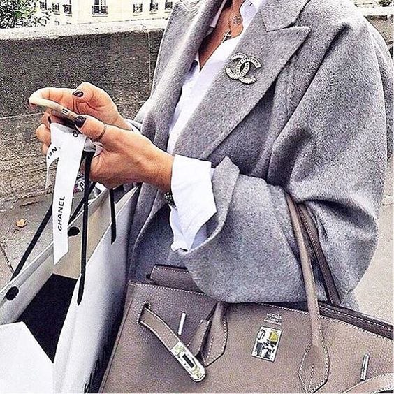 Broszka Coco CHANEL Styl Paryżanka Srebrna Piękna
