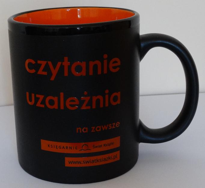 KUBEK CZYTELNICZY: CZYTANIE UZALEŻNIA