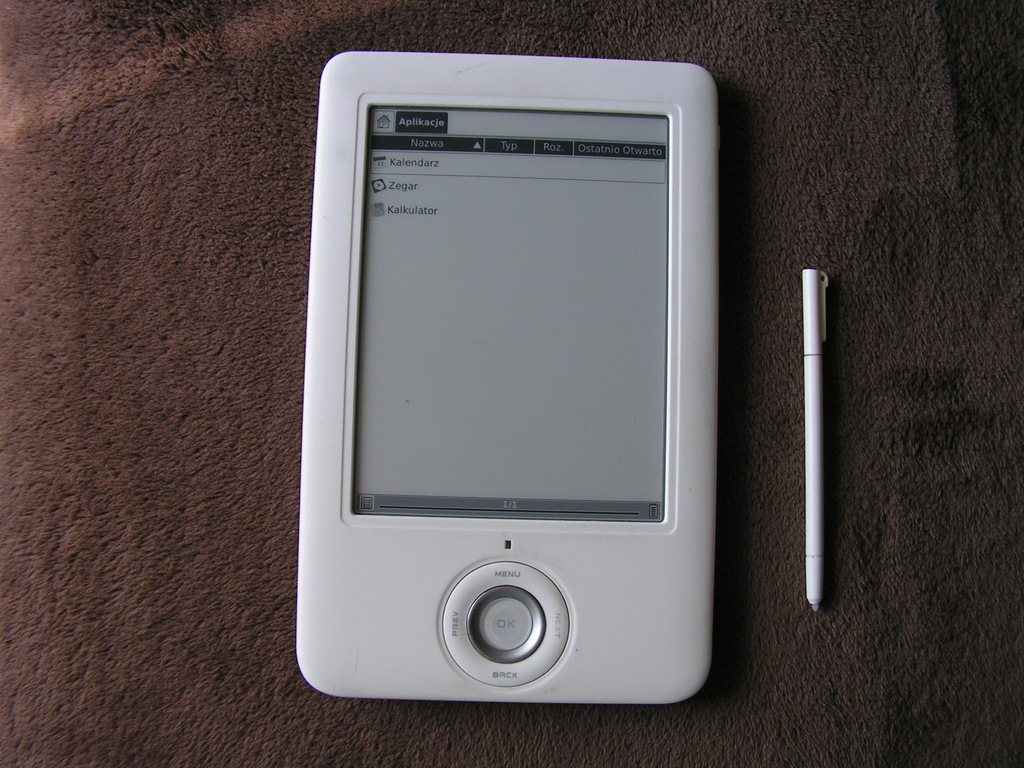 Czytnik ebook ONYX BOOX A60.