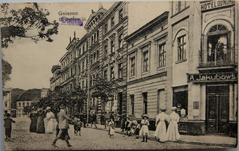 7. GNIEZNO - ul. DĄBRÓWKI - CIEKAWA I RZADKA !!!
