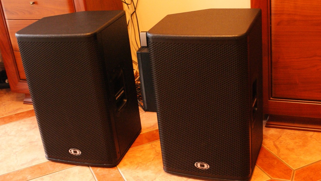 Dynacord A112A x 2 aktywne kolumny 420 W - igła !