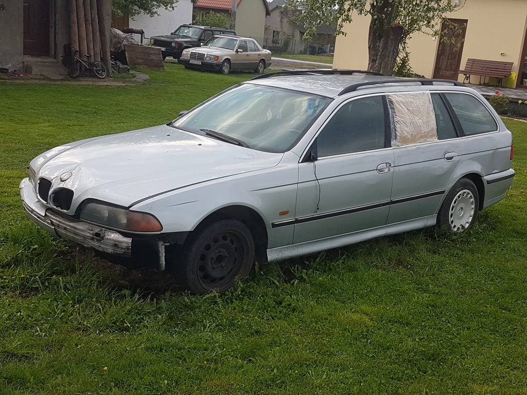BMW E39 TDS, kombi, uszkodzony