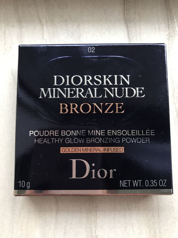 Dior shop soft sunlight