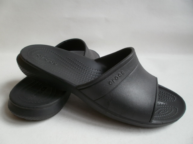 iconic crocs comfort amazon