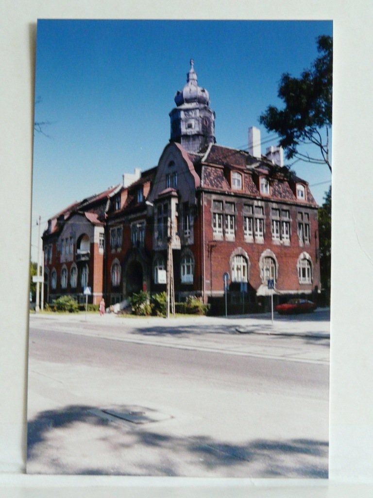 ZABRZE   MIKULCZYCE RATUSZ ZDJĘCIE