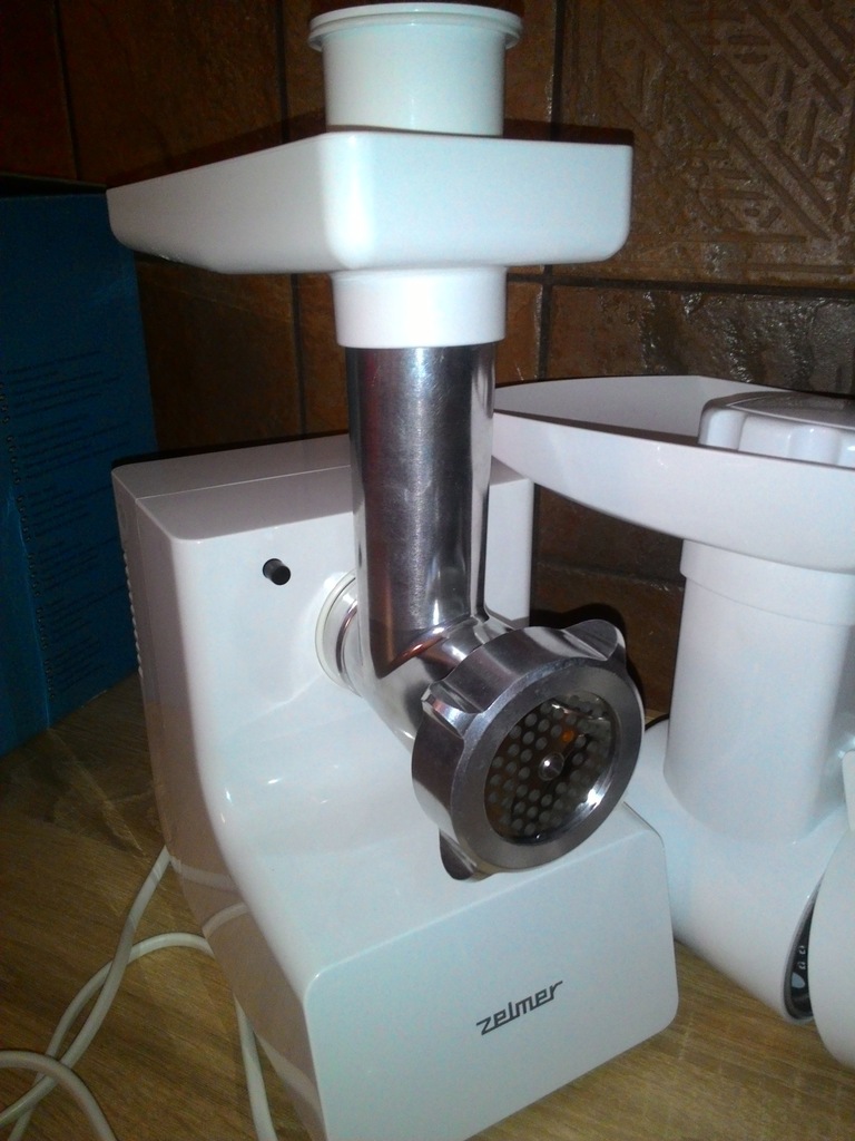 Maszynka do mięsa z szatkownicą ZMM0554W Zelmer 7308840062 Maszynka do mięsa z szatkownicą ZMM0554W Zelmer 7308840062