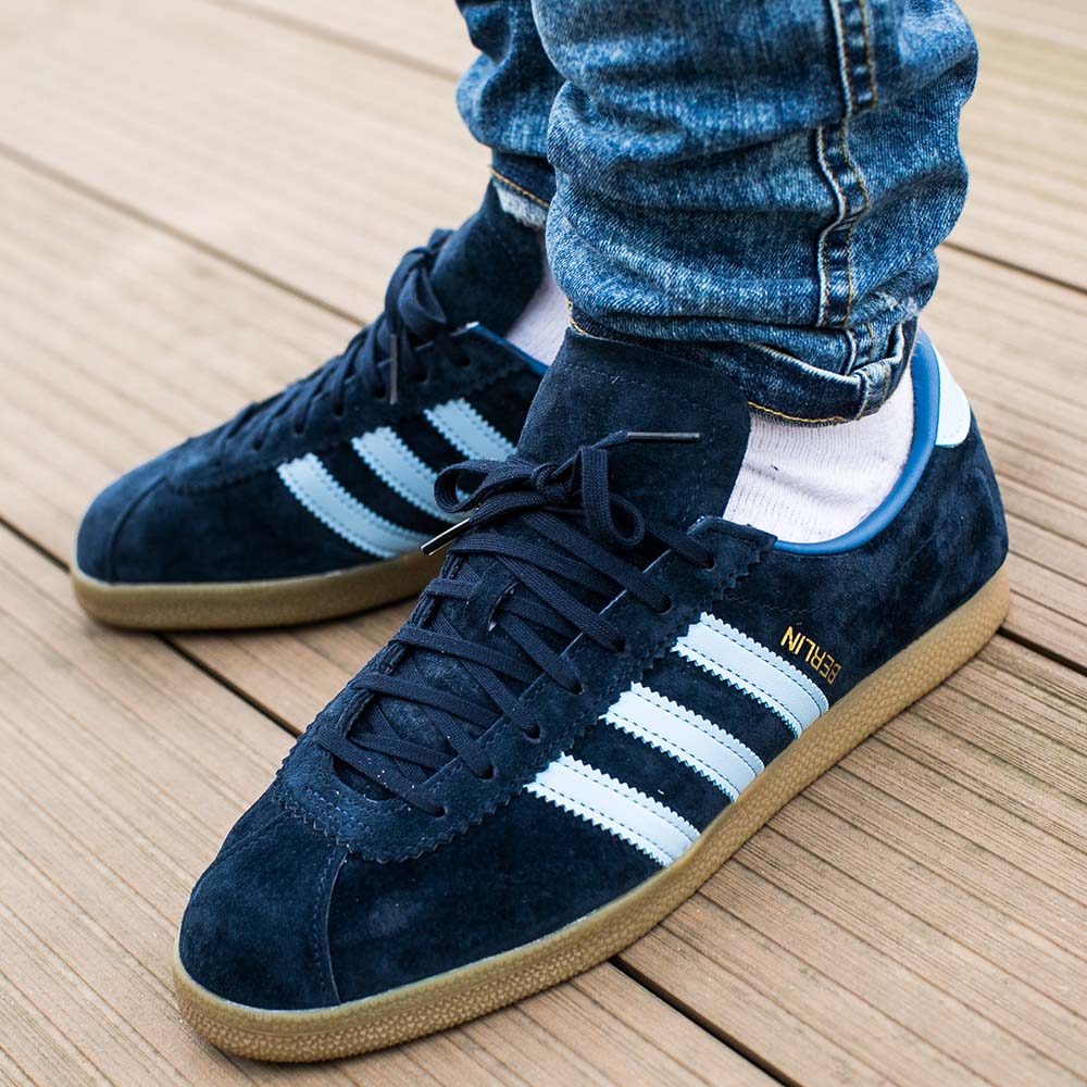 adidas berlin black