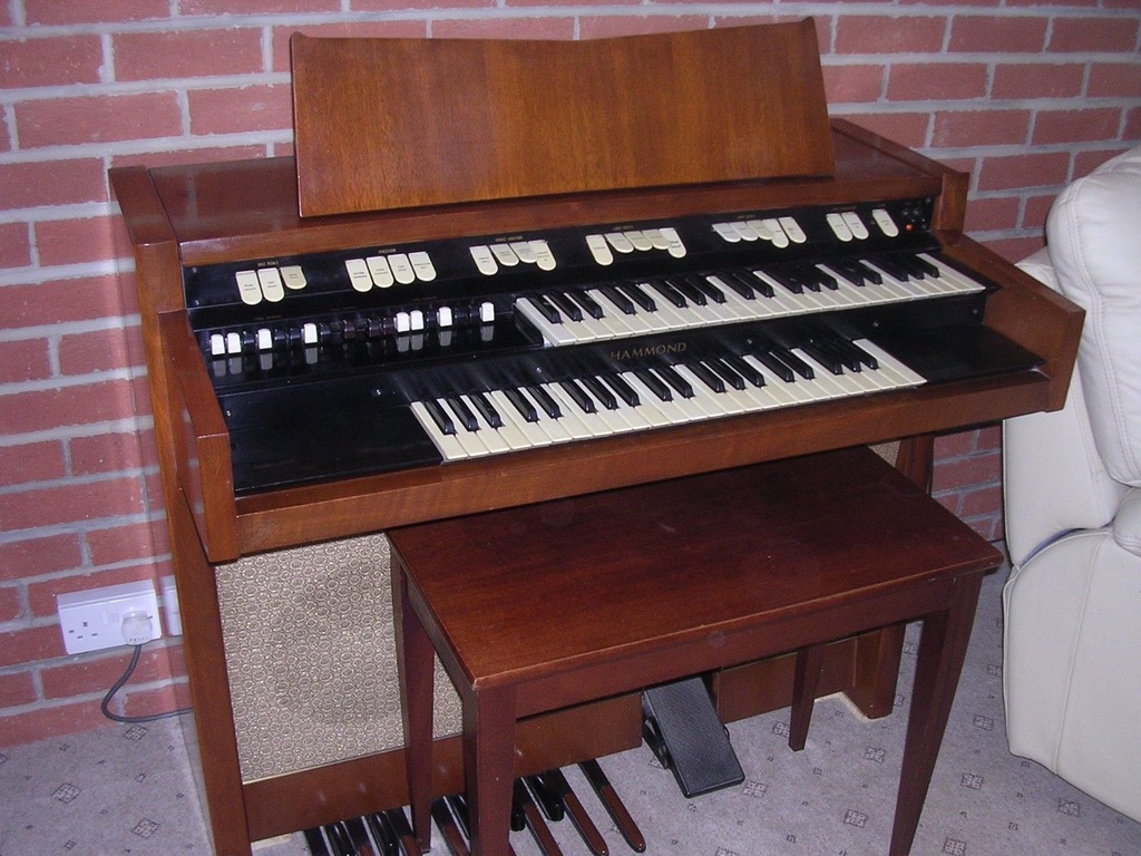 Hammond tone wheel leslie M-102 organy