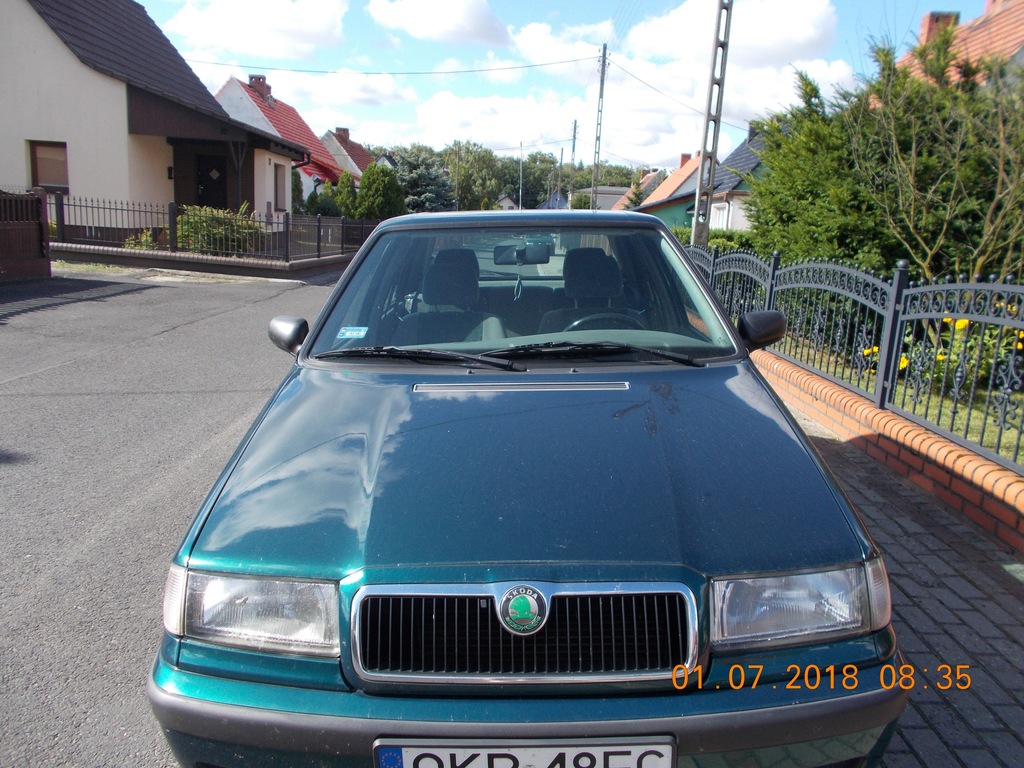Skoda Felicia LXi 1.3 samochód garażowany