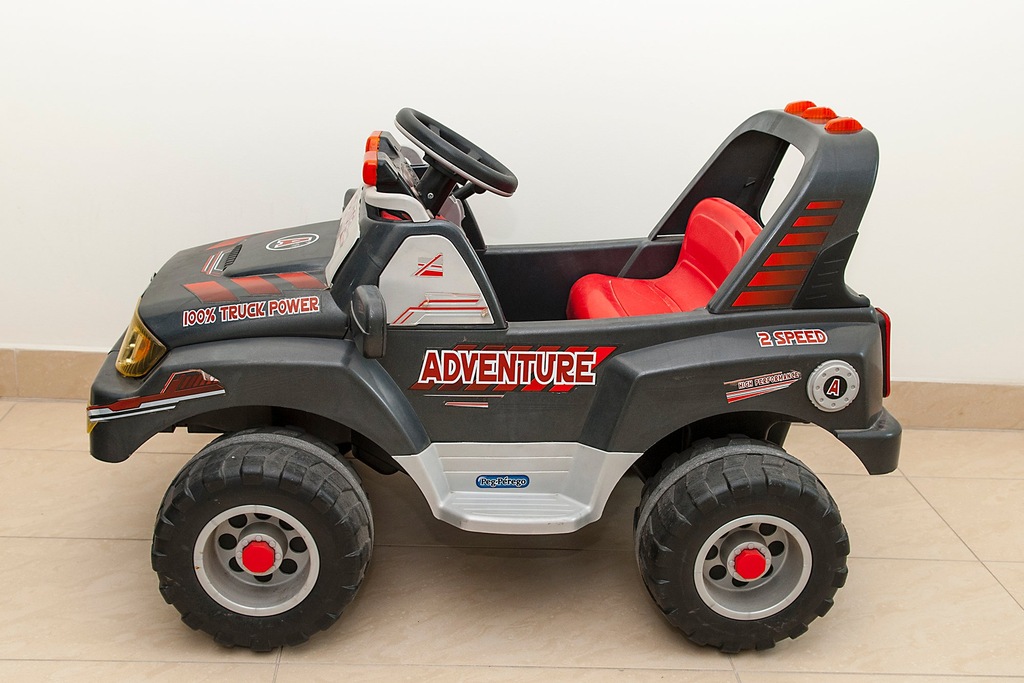 Samochód elektryczny PEG PEREGO Adventure HP 12 v