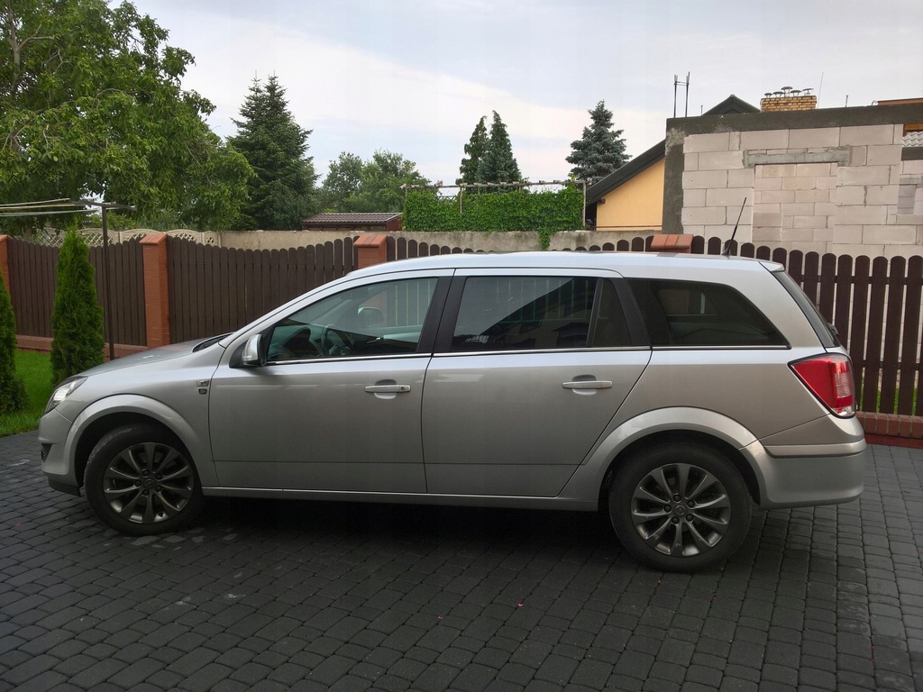 Opel astra h 2010