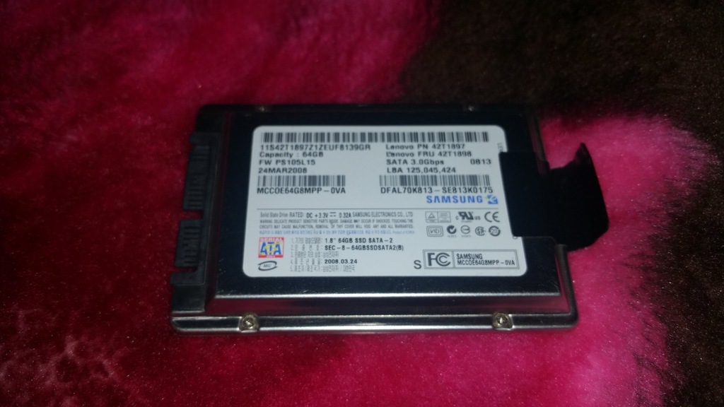 SAMSUNG MCCOE64G8MPP-0VA 64 GB 1,8" microSATA