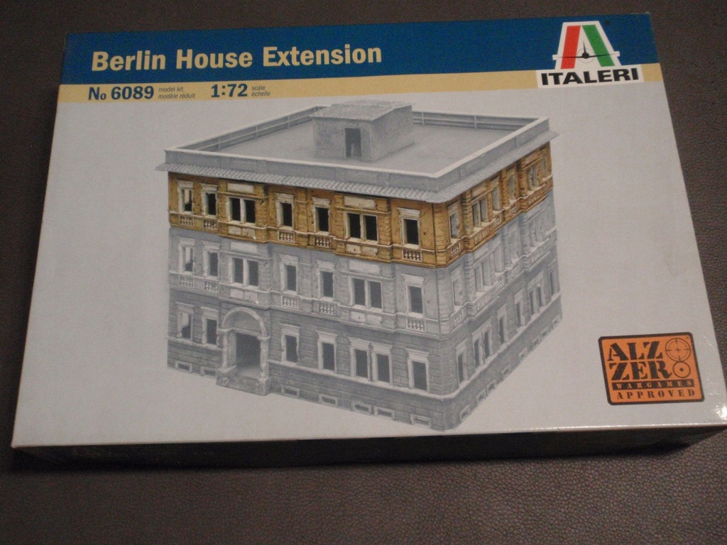 Berlin house extension - Italeri